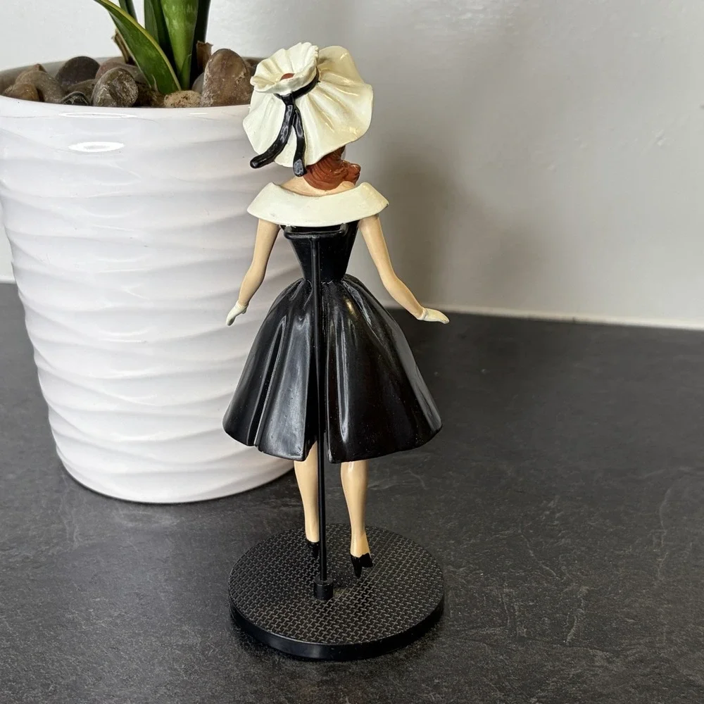 1993 Mattel‎ From Barbie with Love 353647 After Five 1962 Enesco Figurine 6.25